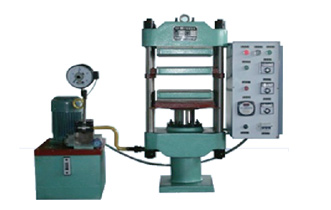 Flat vulcanizing machine